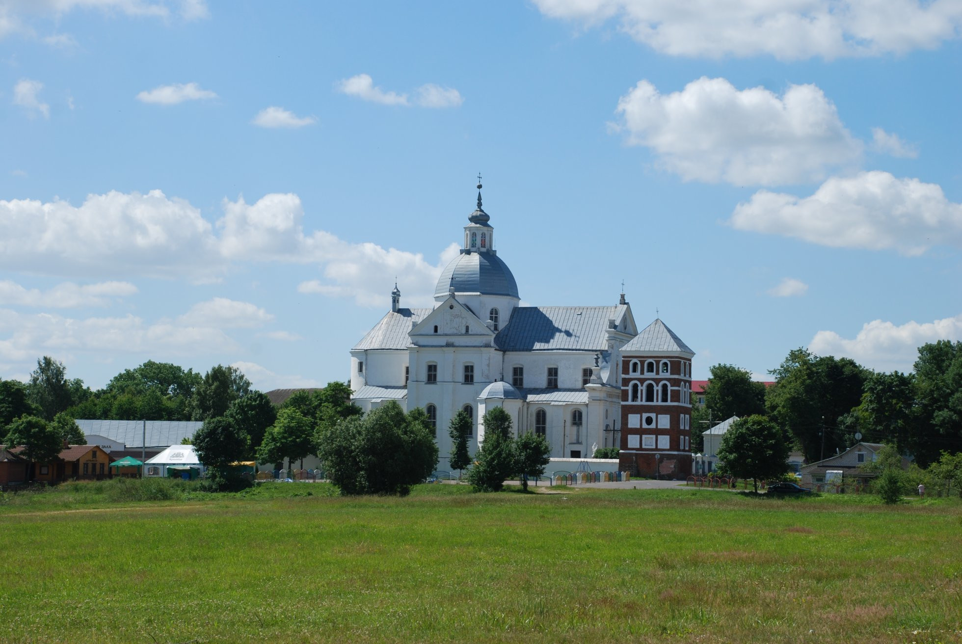 Католический храм Тела Господня в Несвиже, Беларусь. Фото 1 – фотографии Беларуси