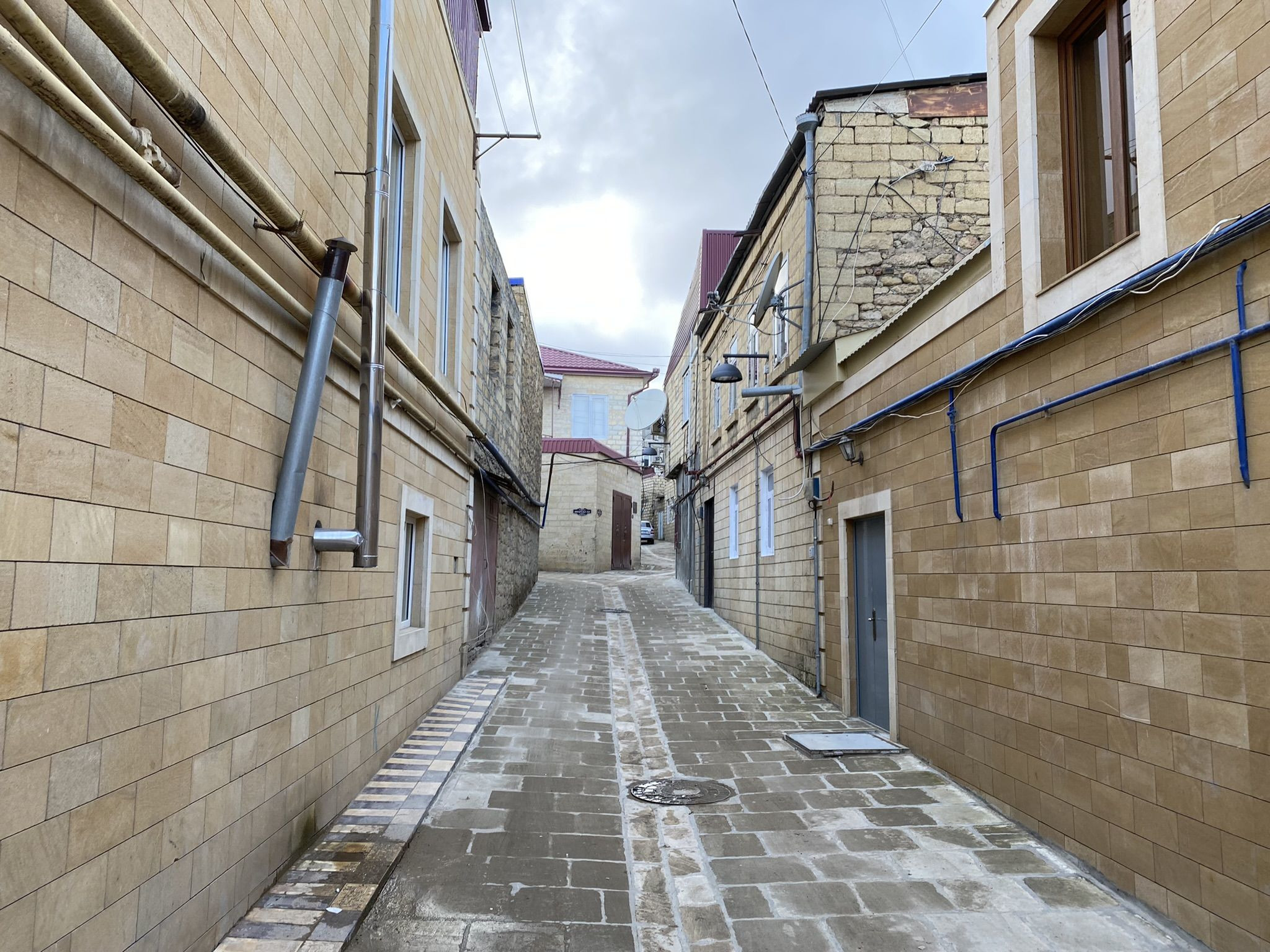 Старый город Дербента, улицы внутри крепостной стены – фотографии России