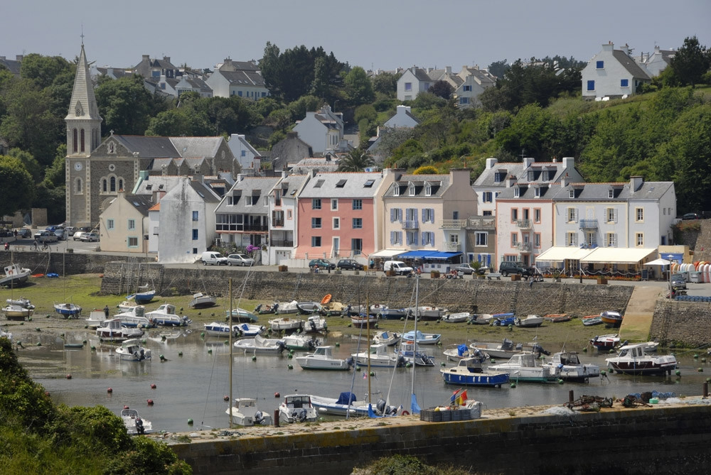 Дома на набережной в Созоне, Франция. Фото 1 – фотографии Франции