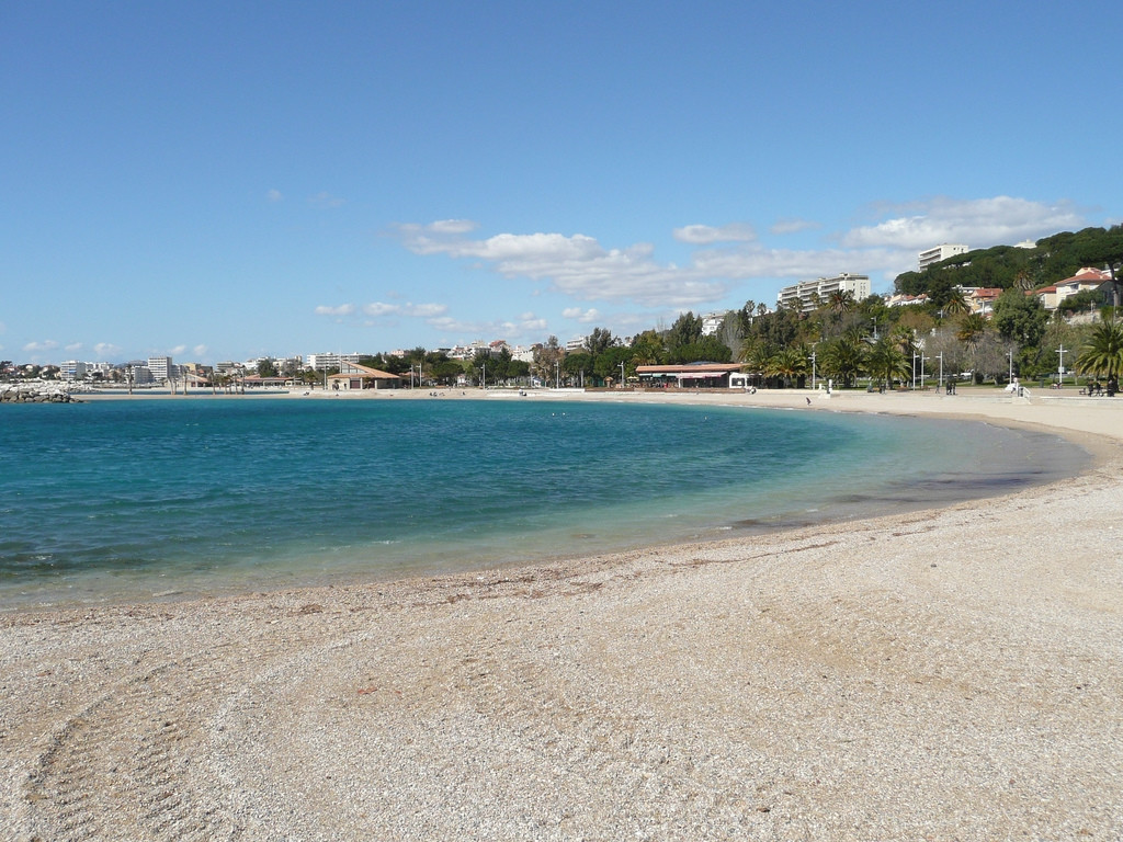 Пляж в Тулоне, Франция – фотографии Франции