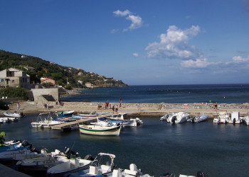 Причал в Эрбалунге, Франция. Фото 7 – фотографии Франции