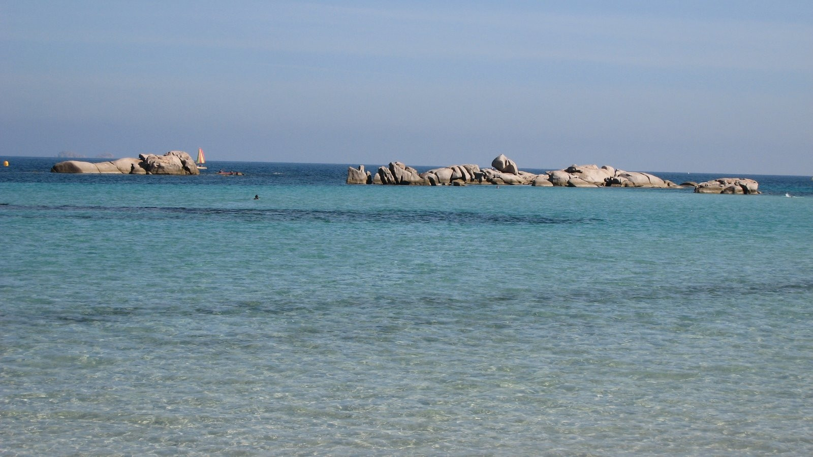 Море в Порто-Векьо, Франция – фотографии Франции