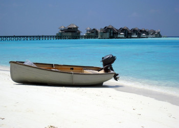 Пляж в Северный Мале Атолл, Мальдивы. Фото 1 – фотографии Мальдивских островов