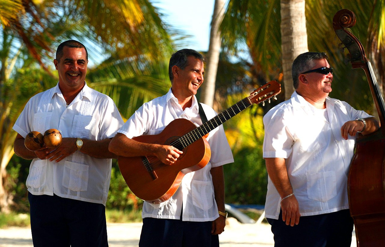 Мужчины в Кайо-Гильермо, Куба – фотографии Кубы
