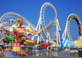 Парижский Диснейленд - тематический парк развлечений компании «Walt Disney» – фотографии Франции