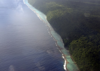 Остров Реннелл (Rennell Island). Вид из самолёта. Фото 1 – фотографии Соломоновых Островов