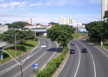 Дорога в Кампинасе, Бразилия – фотографии Бразилии