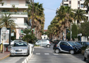 Транспорт в Жуан-ле-Пен, Франция – фотографии Франции