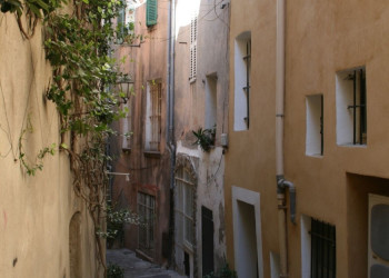 Дома в Ла-Круа-Вальмер, Франция. Фото 5 – фотографии Франции