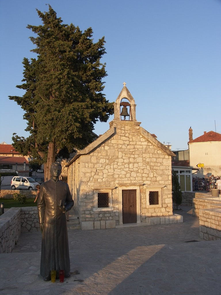 Церковь в Примоштен, Хорватия. Фото 4 – фотографии Хорватии