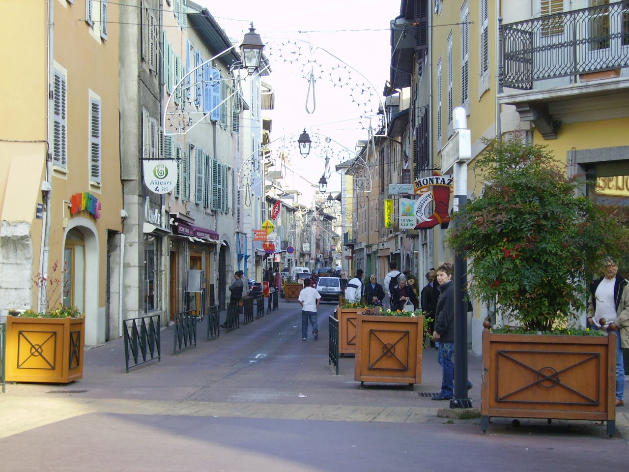 Улица в Шамбери, Франция. Фото 2 – фотографии Франции