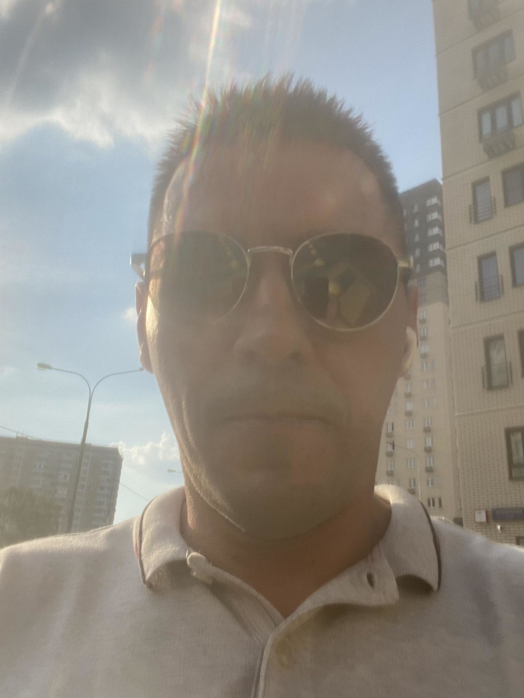 Q – фотографии