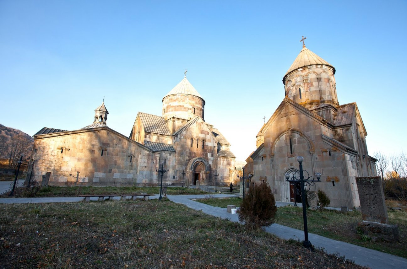 Монастырь Кечарис в Армении – фотографии Армении