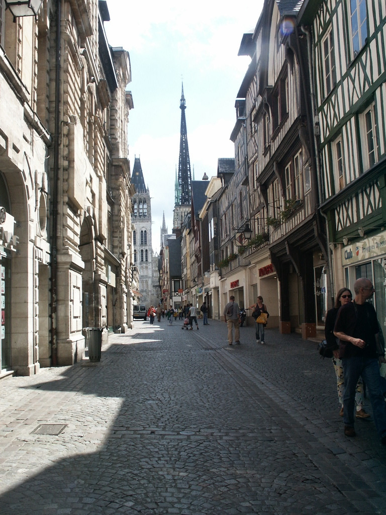 Улица в Руане, Франция. Фото 1 – фотографии Франции