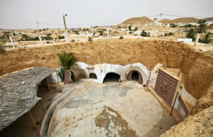 Матмата — небольшой бербероязычный город на юге Туниса – фотографии Туниса