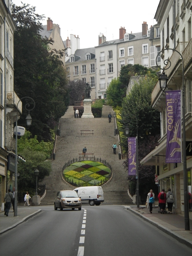 Достопримечательность в Блуа, Франция. Фото 8 – фотографии Франции