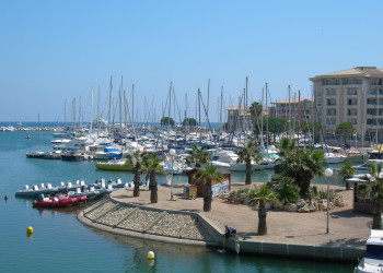 Яхты и катера в Фрежюсе, Франция. Фото 4 – фотографии Франции