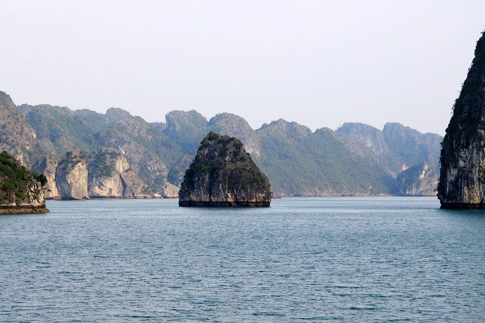 Бухта Халонг во Вьетнаме – фотографии Вьетнама