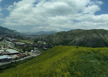Панорамный вид в Ванадзор, Армения – фотографии Армении