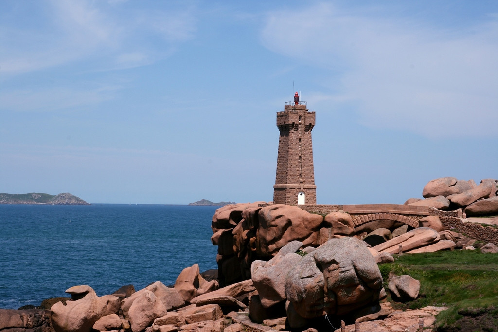 Маяк в Плуманаке, Франция. Фото 2 – фотографии Франции