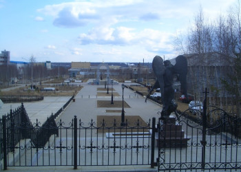 Достопримечательность в Мирном, Россия. Фото 2 – фотографии России