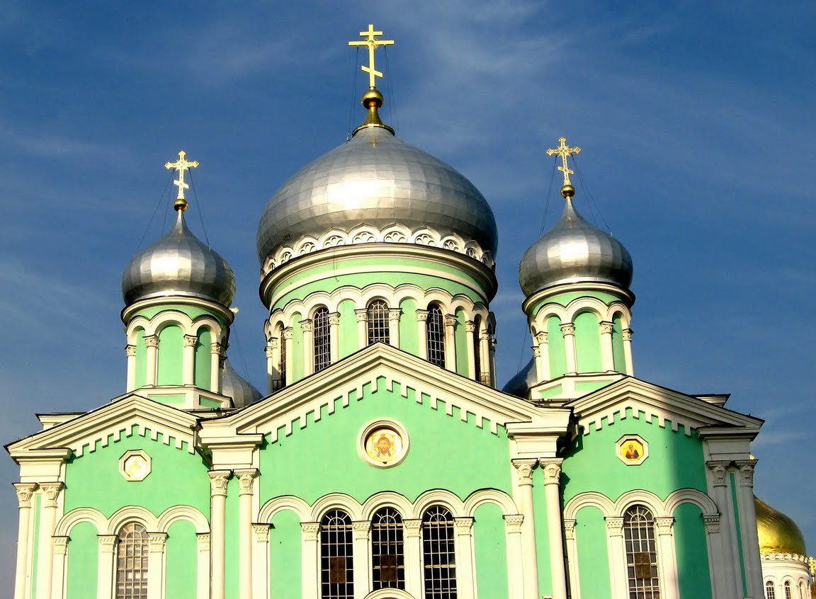 Храм в Серафимо-Дивеевском монастыре, Россия. Фото 3 – фотографии России