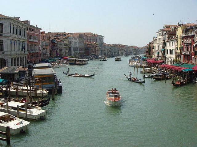 Венеция — город в Северной Италии на побережье Адриатики – фотографии Италии