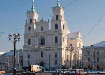 Фарный костел Св. Франциска Ксаверия в Гродно, Беларусь – фотографии Беларуси