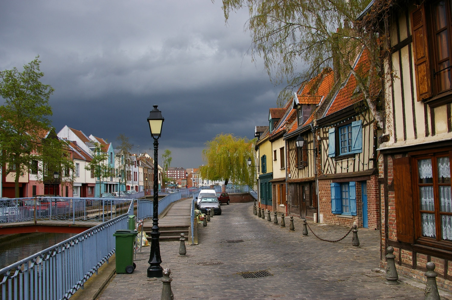 Набережная в Амьене, Франция. Фото 5 – фотографии Франции