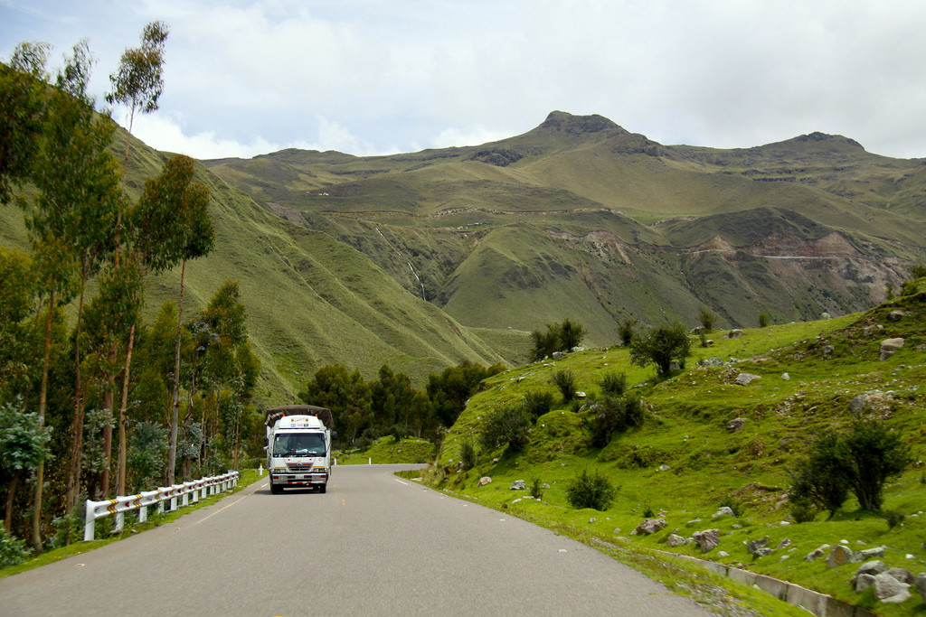 Дороги в окрестностях Аякучо (Ayacucho) – фотографии Перу