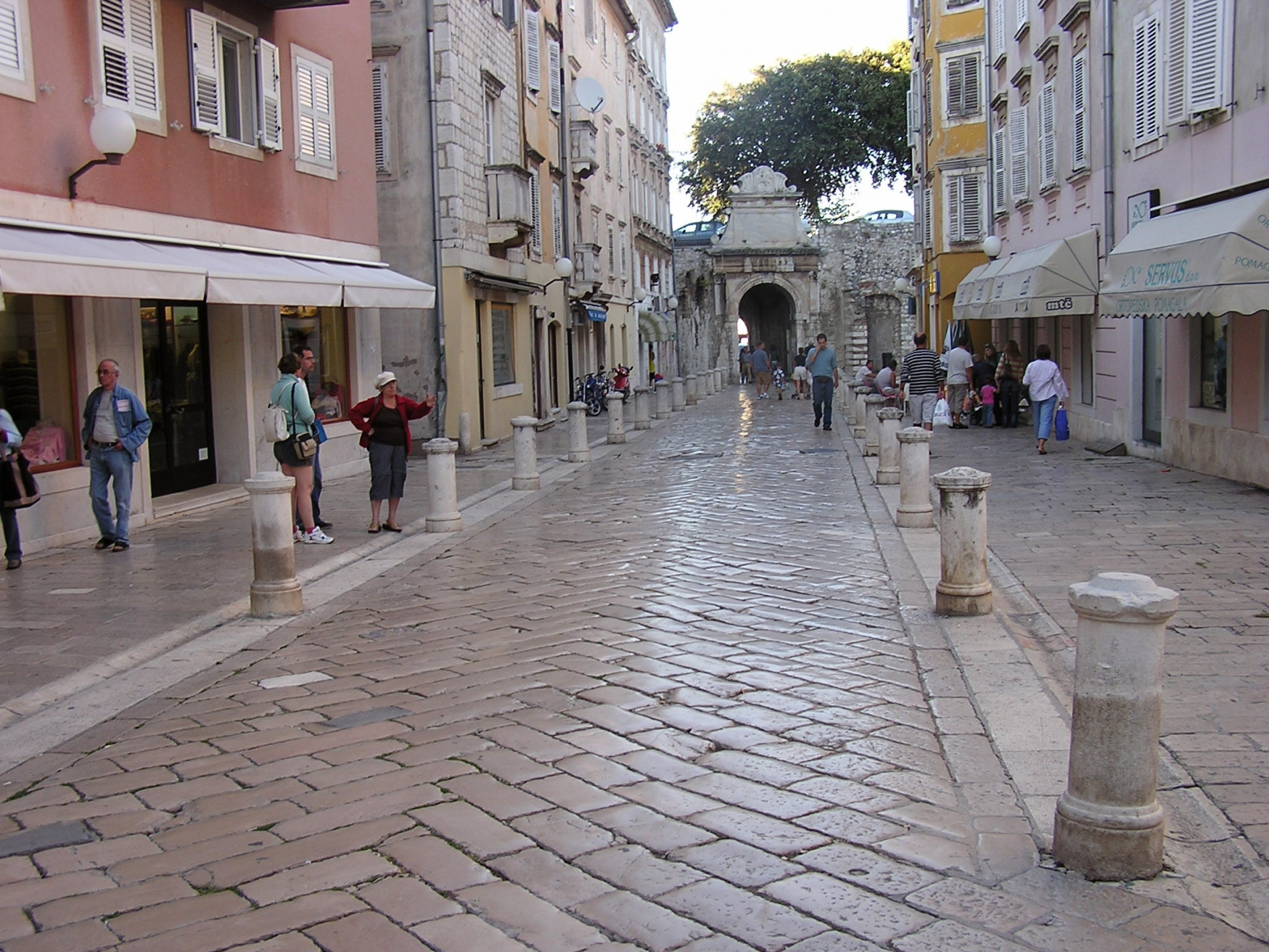 Улица в Задаре, Хорватия. Фото 24 – фотографии Хорватии