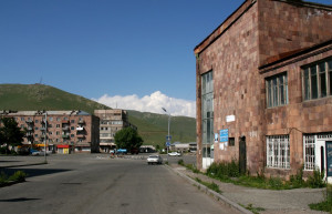 Улица в Севан, Армения. Фото 2 – фотографии Армении