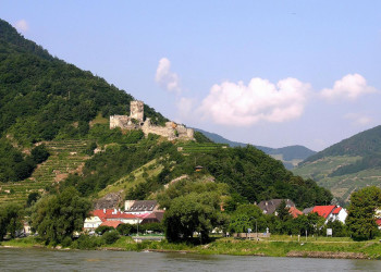 Руины замка Хинтерхаус (Ruine Hinterhaus) – фотографии Австрии