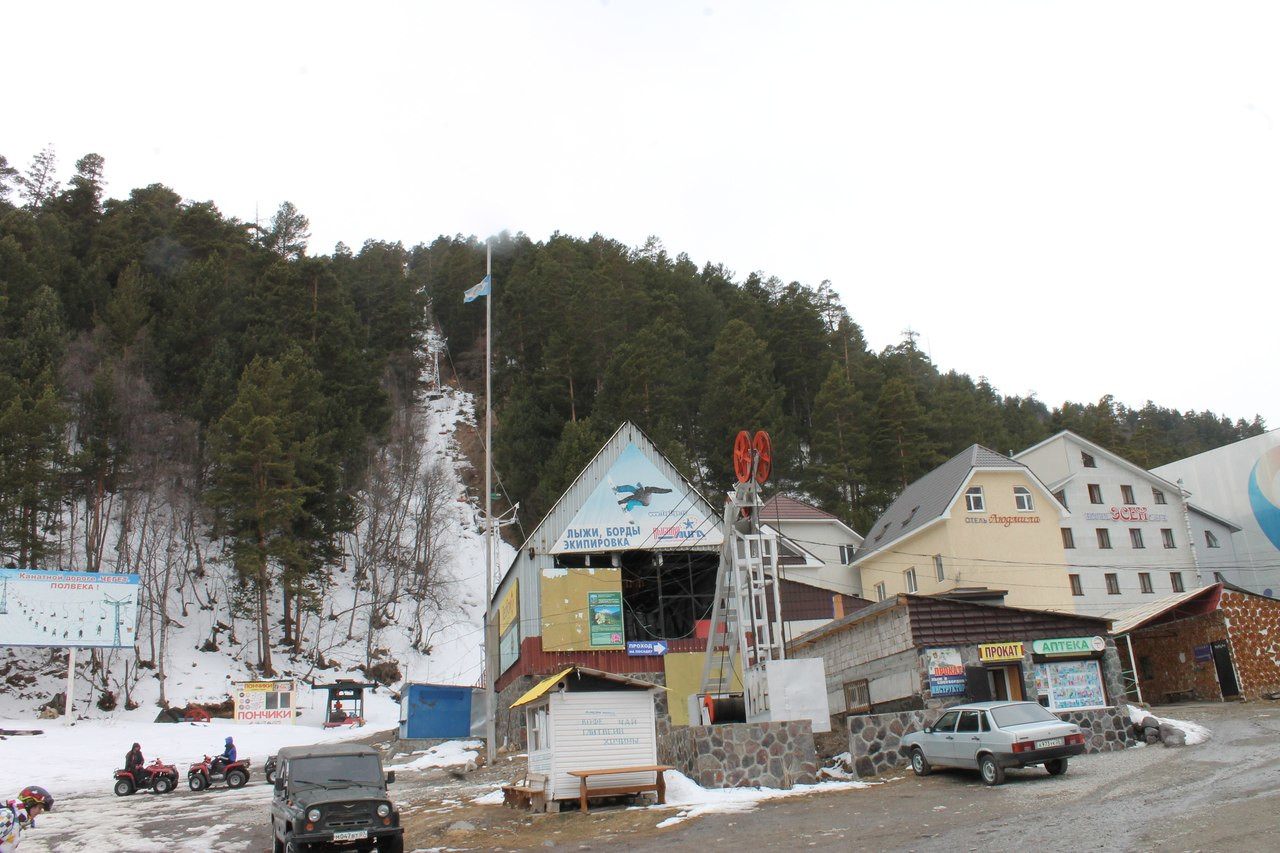 Чегетская поляна, Приэльбрусье, Россия. Фото 2 – фотографии России