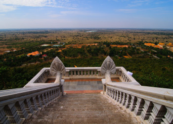 Панорамный вид в Удонге, Камбоджа – фотографии Камбоджи