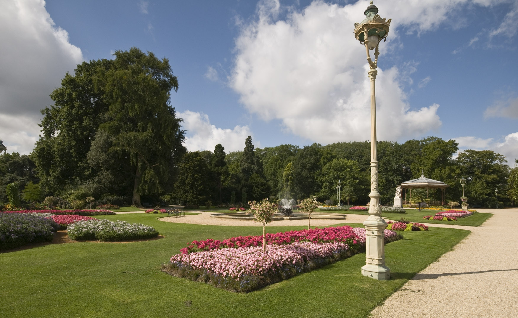 Сквер в Ренне, Франция – фотографии Франции