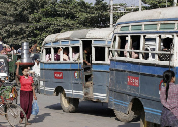 Бирманские автобусы – фотографии Мьянмы