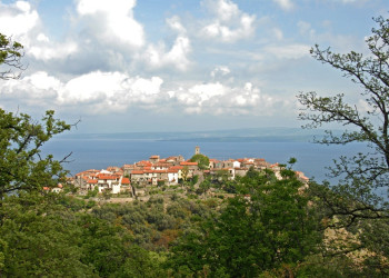 Панорамный вид в Бели, Хорватия. Фото 3 – фотографии Хорватии
