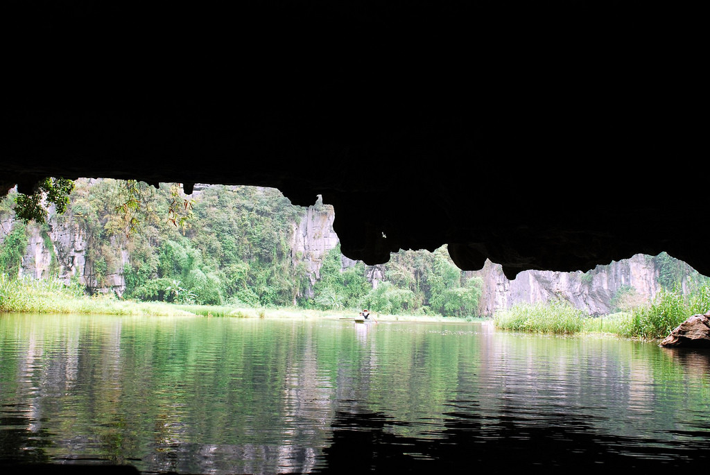 Там-Кок и Бич-Донг в Ниньбинь – фотографии Вьетнама