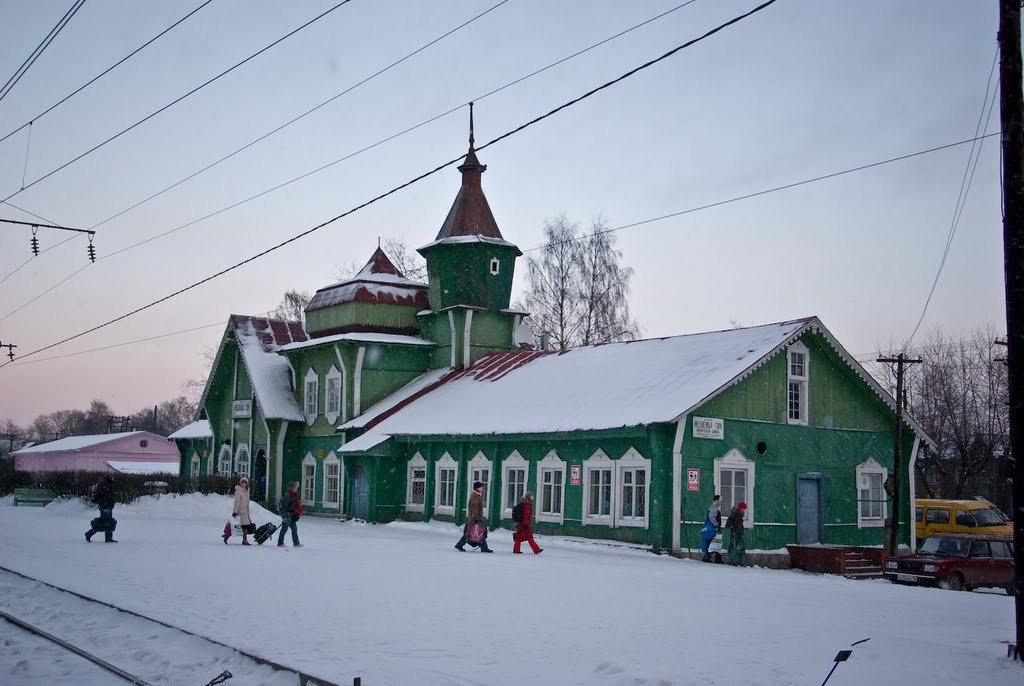 Вокзал в Мончегорске, Россия. Фото 1 – фотографии России