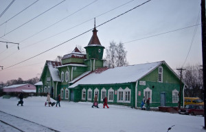 Вокзал в Мончегорске, Россия. Фото 1 – фотографии России