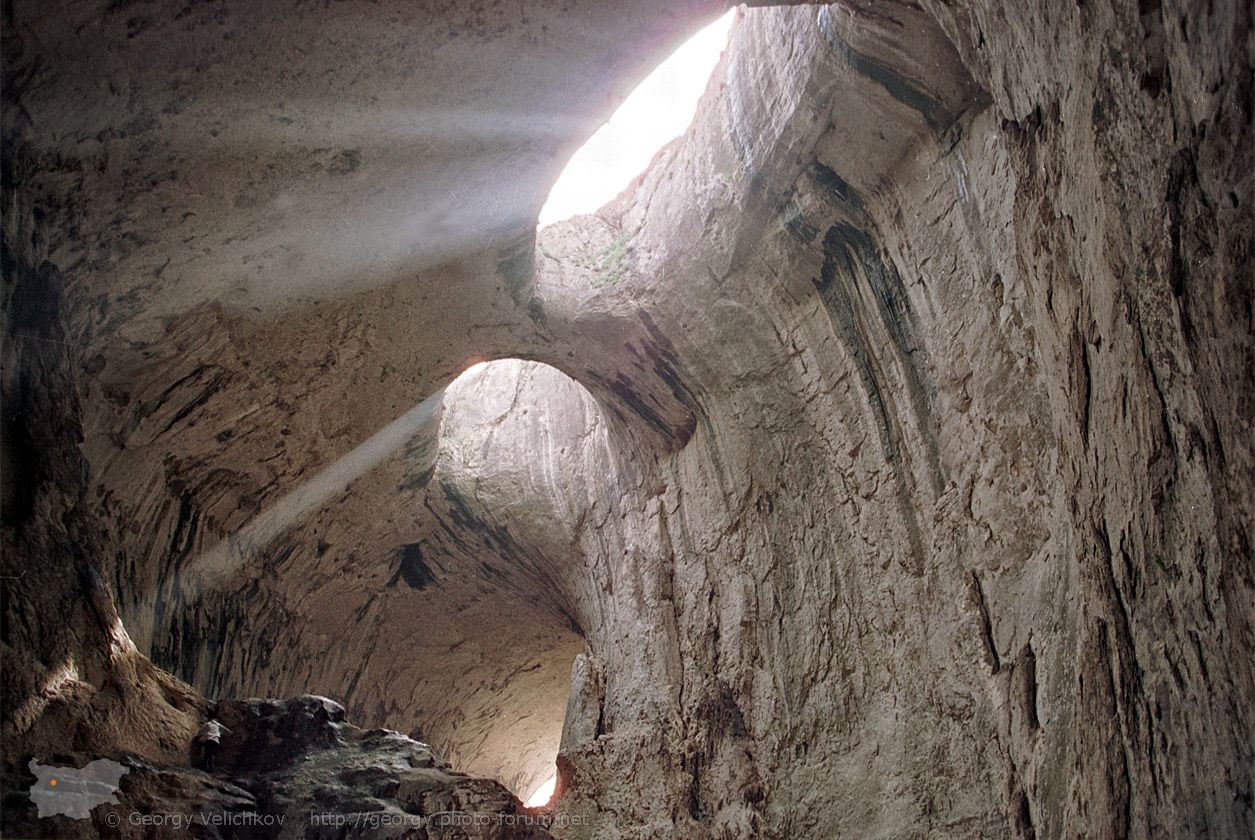 Пещера Проходна 11 – фотографии Болгарии