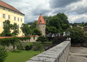 местная башня Фрайштадта. Австрия – фотографии Австрии