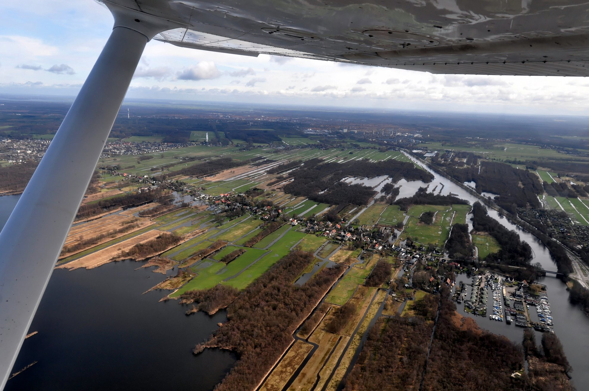 Вид из кабины самолёта, Нидерланды – фотографии Нидерландов