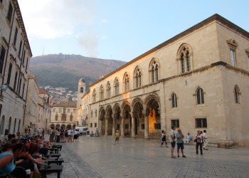 Княжеский дворец в Дубровнике, Хорватия. Фото 1 – фотографии Хорватии