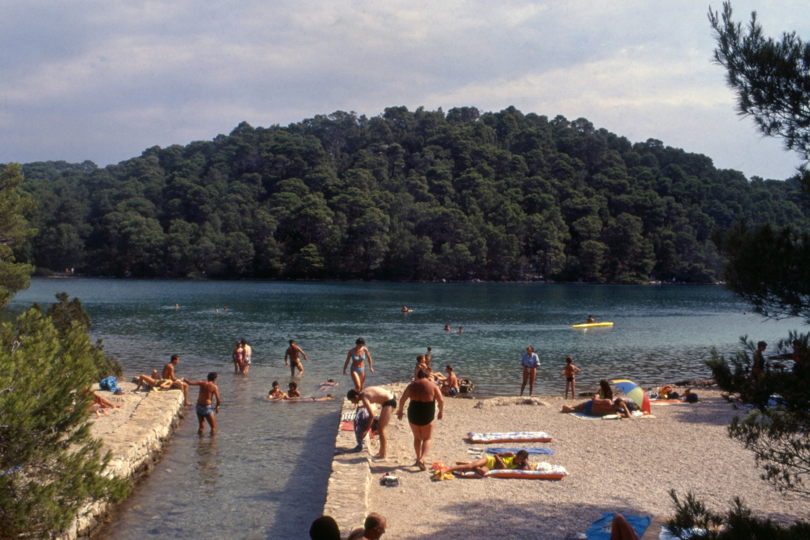 Пляж в Национальном парке, Хорватия – фотографии Хорватии