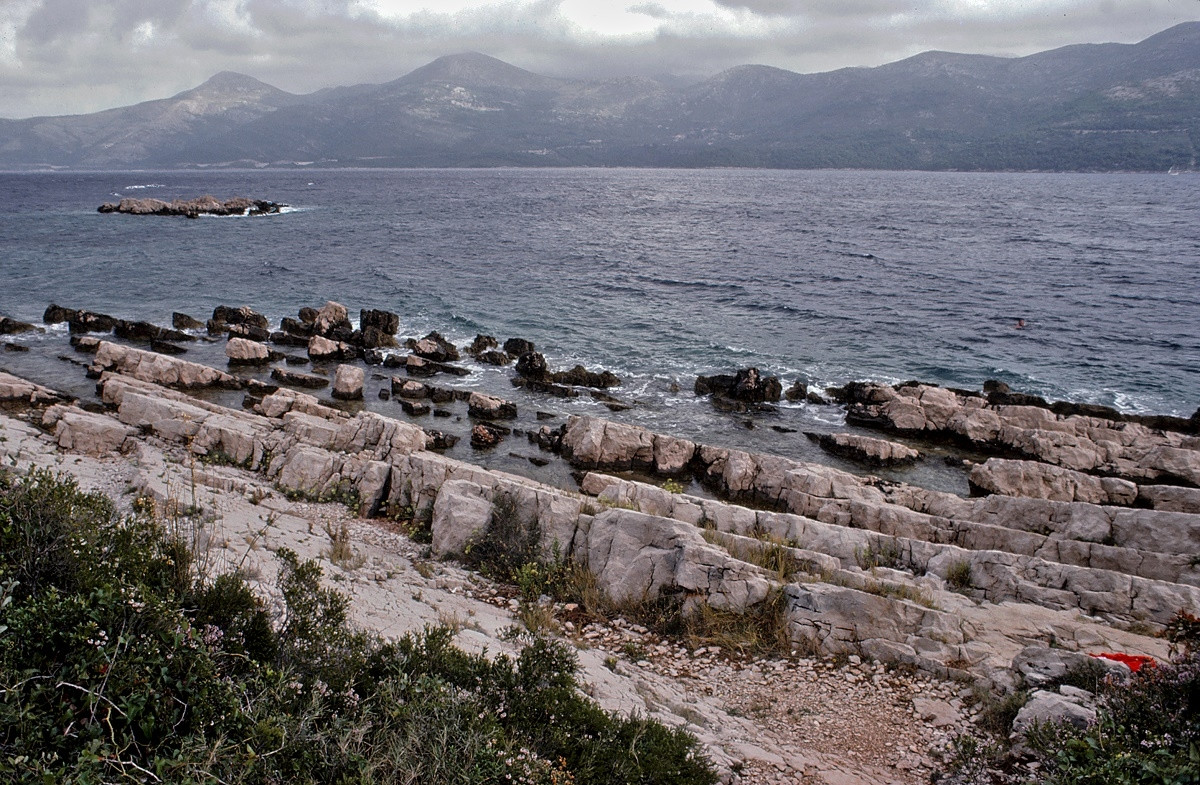 Берег на острове Лопуд, Хорватия. Фото 9 – фотографии Хорватии