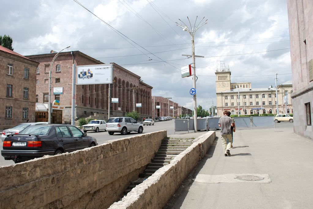 Улица в Гюмри, Армения. Фото 8 – фотографии Армении