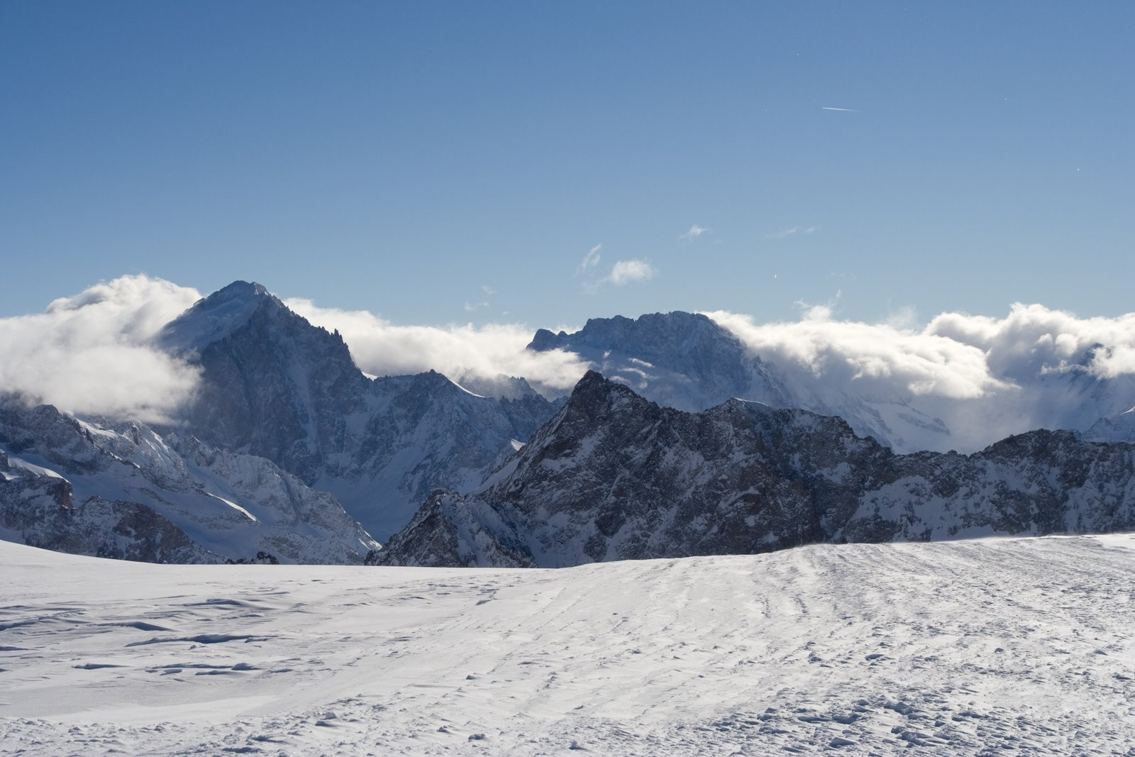 Горы в Ле-Дез-Альп, Франция – фотографии Франции