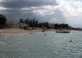 Пляж в Ранэвэй Бэй, Ямайка. Фото 26 – фотографии Ямайки